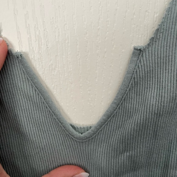 3 for $10 | Urban Outfitters BDG Cropped Tank Top - Picture 3 of 10